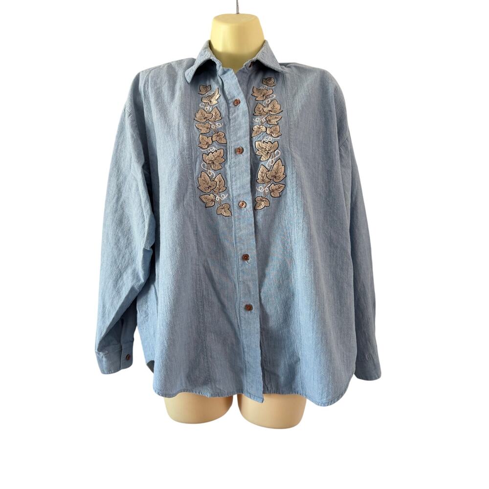 Langtry Vintage Blue Chambray Denim Embroidered Blouse Women’s Size Medium